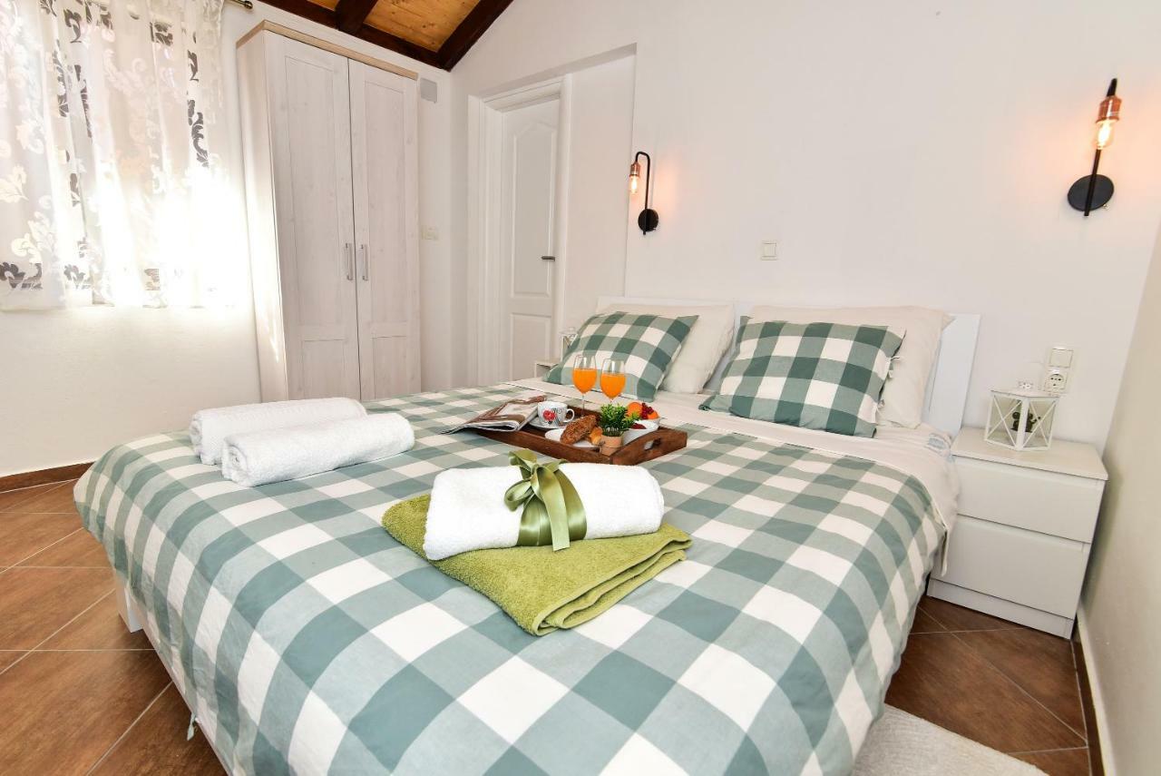 Apartman Mare Zadar Bagian luar foto